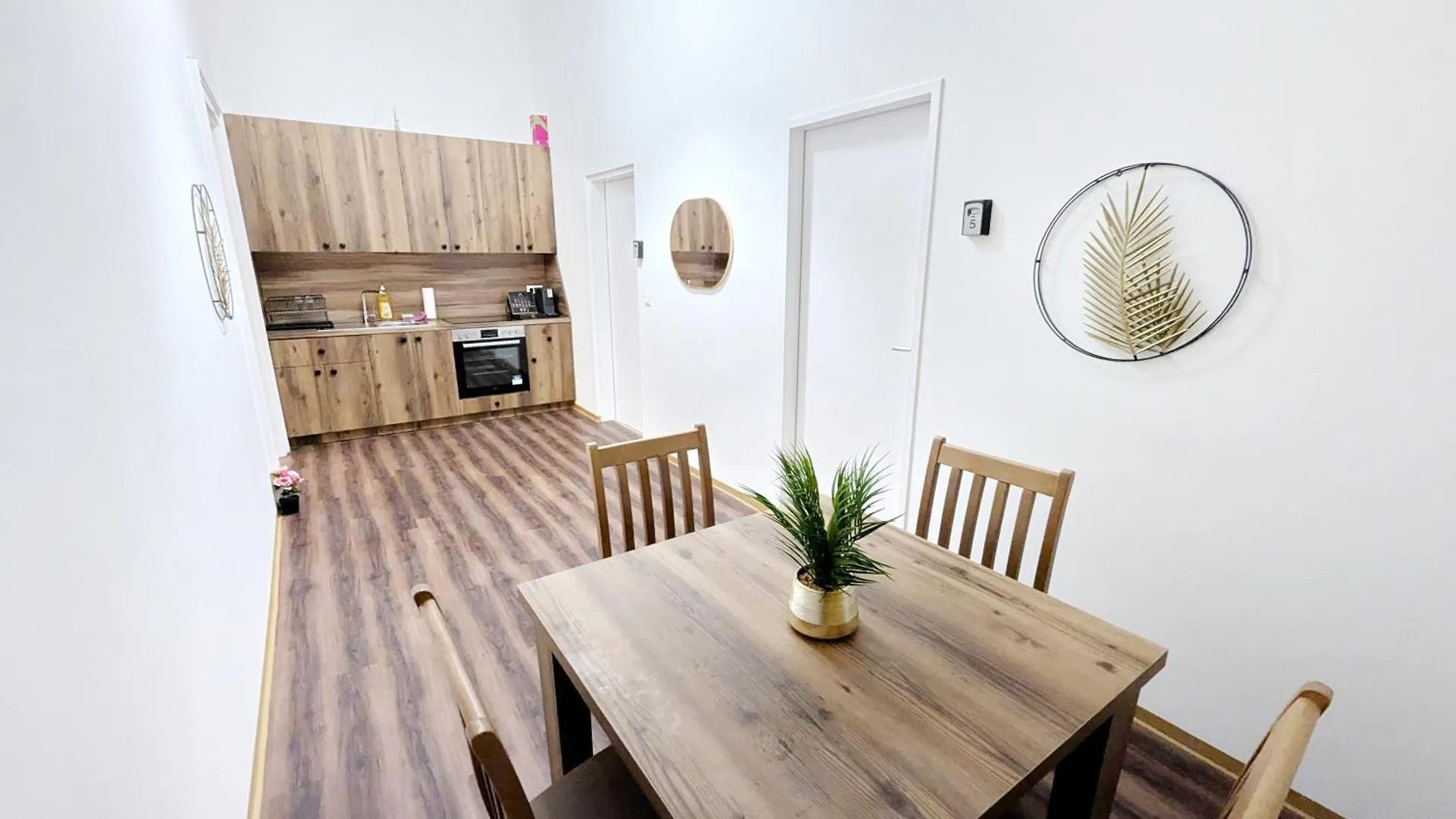 Cozy Rooms 15 Minutes Form Vienna Airport 0*,  Austria