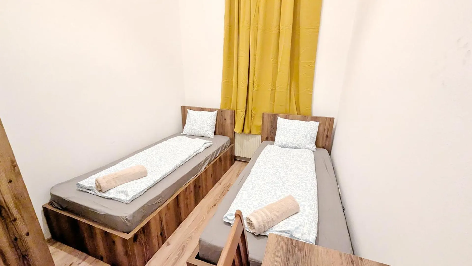 Cozy Rooms 15 Minutes Form Vienna Airport 0*,  Austria